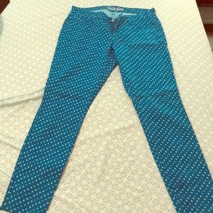 NEVER WORN Old Navy RockStar Jeans! 14 LONG ⭐️